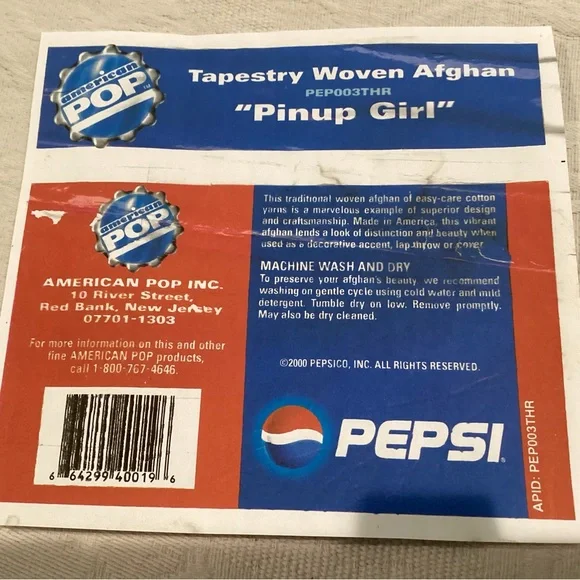 🔵 Vintage & NEW - Pepsi “Pinup Girl” Throw Blanket Afghan - Dated 2000 Last One - Picture 7 of 11